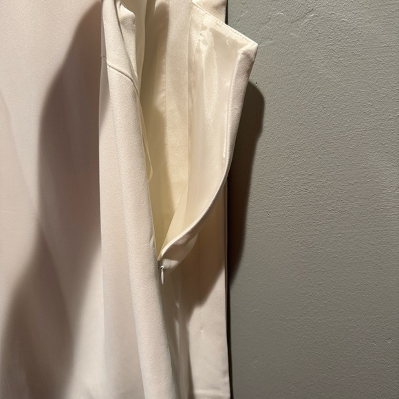 New NWT Escada Ivory White Minimalist Sleeveless Cape Back Long Blouse Top - Picture 10 of 16